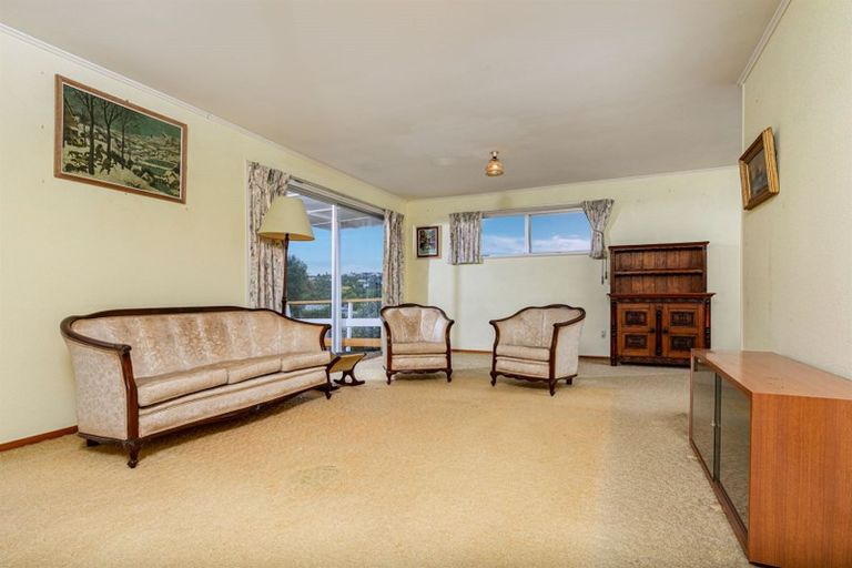 Photo of property in 6 Uppingham Crescent, Hillcrest, Auckland, 0627