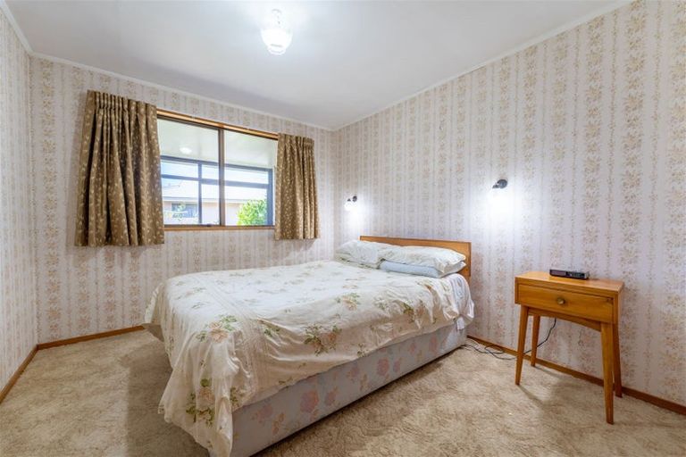 Photo of property in 22 Parsonage Road, Waimate, 7924