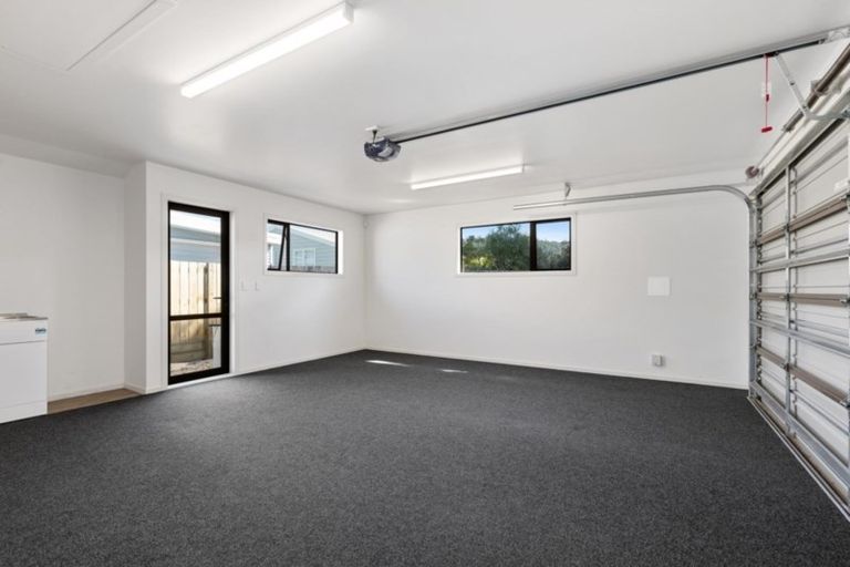 Photo of property in 18b Kairimu Street, Stokes Valley, Lower Hutt, 5019