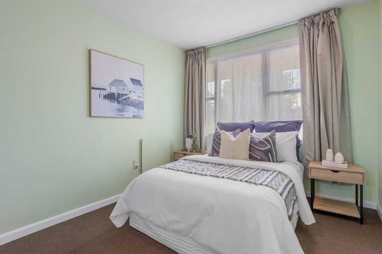 Photo of property in 175 Grimseys Road, Redwood, Christchurch, 8051