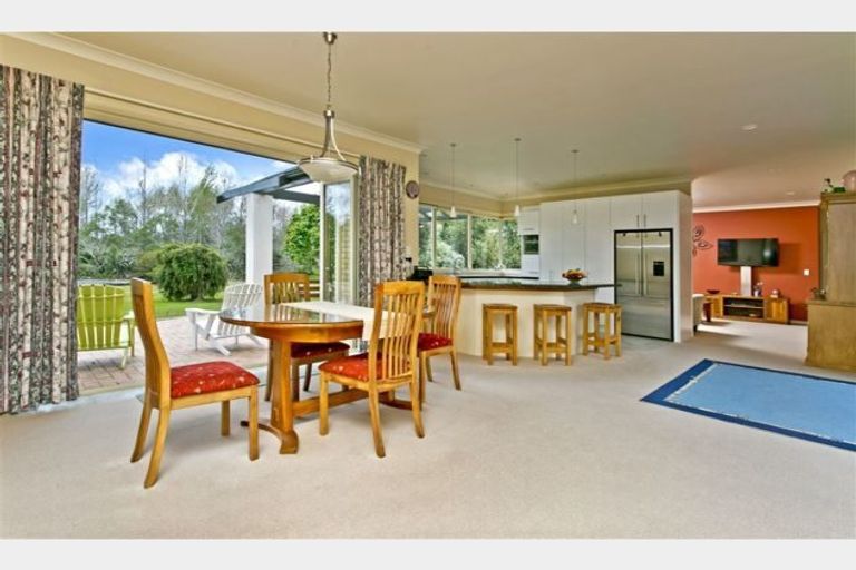 Photo of property in 987 Dairy Flat Highway, Dairy Flat, Albany, 0792