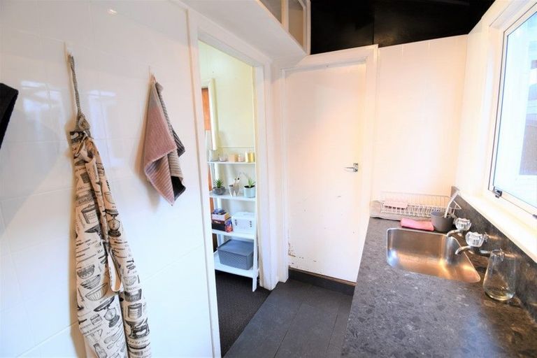 Photo of property in 16 Titan Street, North Dunedin, Dunedin, 9016