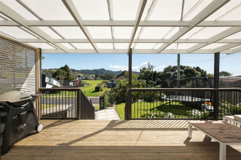 Photo of property in 72 The Crescent, Waihi Beach, 3611