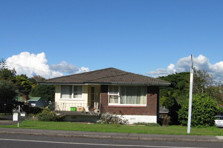 Photo of property in 121 Hutchinsons Road, Bucklands Beach, Auckland, 2014