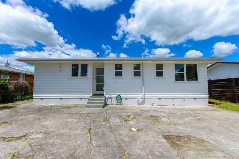 Photo of property in 105 Sunset Road, Mangakakahi, Rotorua, 3015