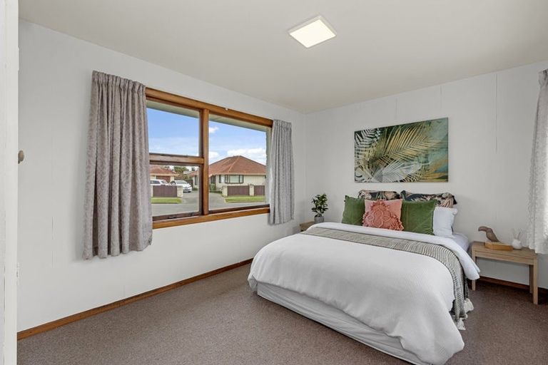 Photo of property in 26 Royleen Street, Casebrook, Christchurch, 8051