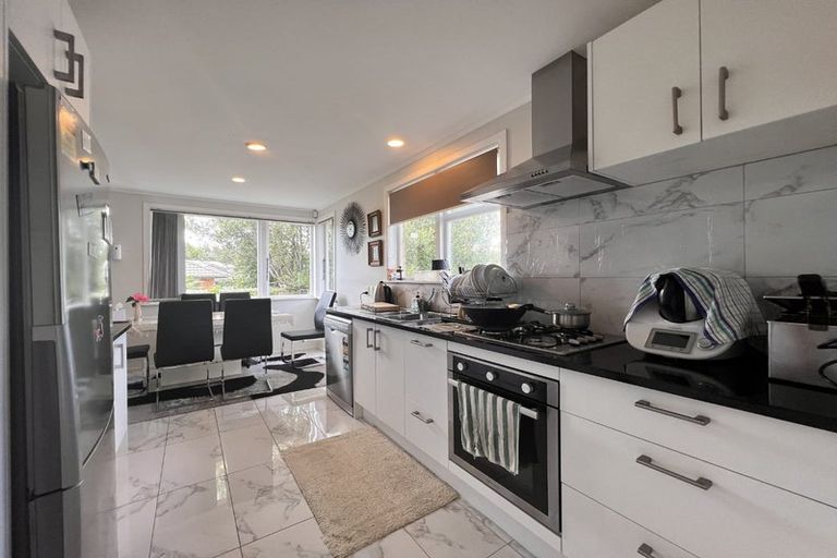 Photo of property in 19 Mcentee Street, Papakura, 2110