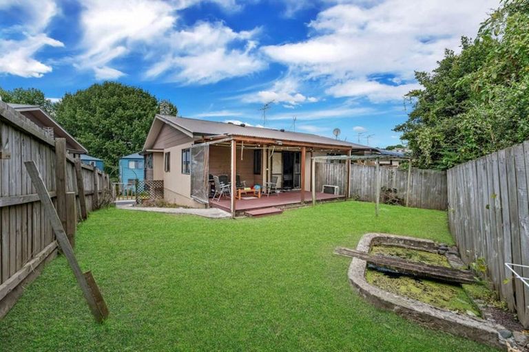 Photo of property in 82 Malaspina Place, Papatoetoe, Auckland, 2025