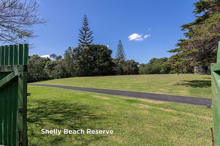 Photo of property in 40 James Mcleod Road, Shelly Beach, Helensville, 0874