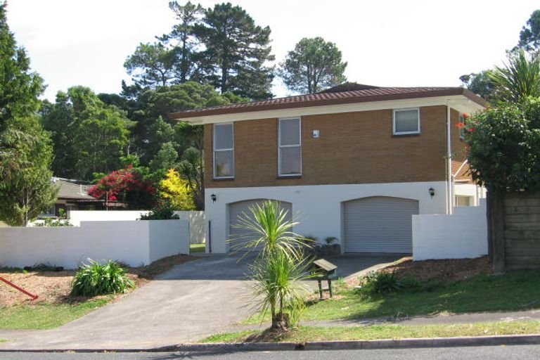 Photo of property in 14 Montclair Rise, Browns Bay, Auckland, 0630
