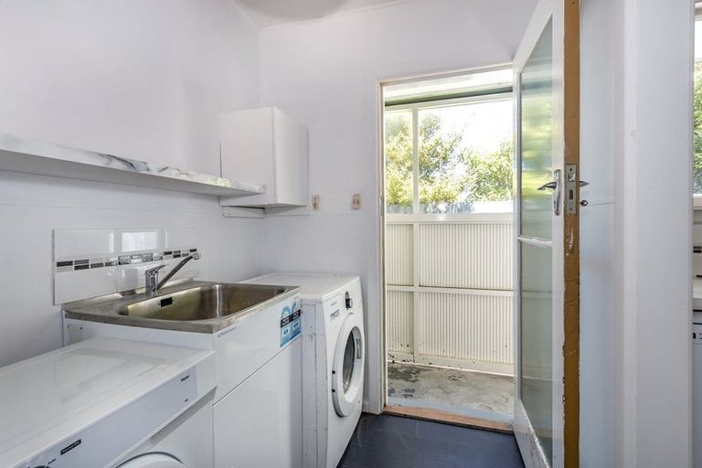 Photo of property in 2/55 Edward Street, Rangiora, 7400