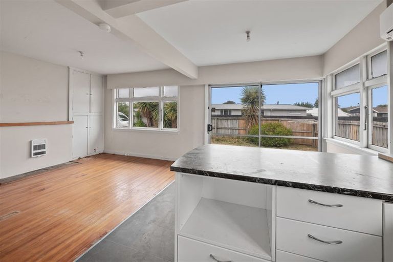 Photo of property in 1/84 Hargood Street, Woolston, Christchurch, 8062