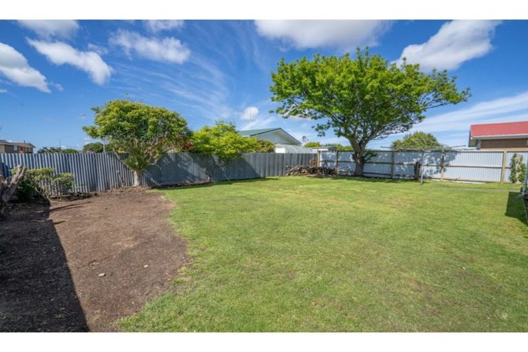 Photo of property in 54 Paisley Street, Kew, Invercargill, 9812