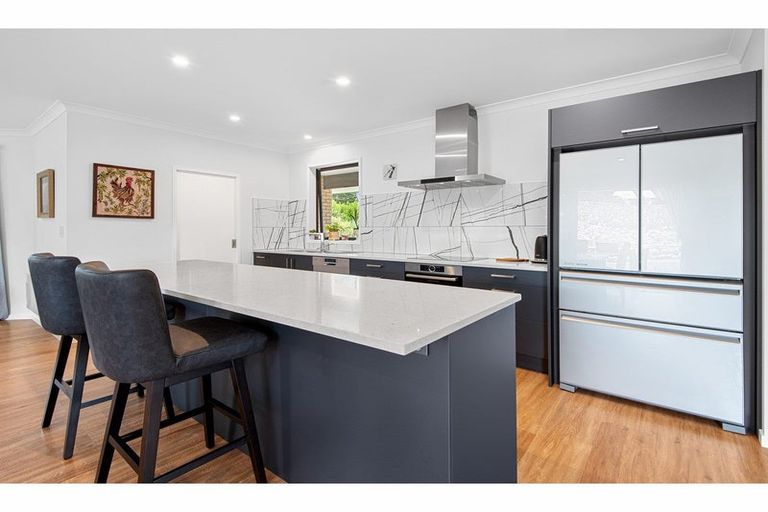 Photo of property in 21 Capstone Place, Te Kamo, Kamo, 0185