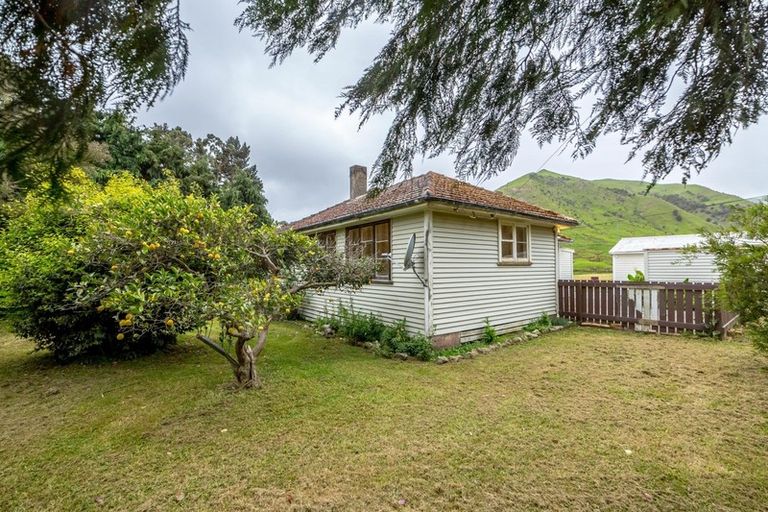 Photo of property in 943 Tora Road, Tora, Martinborough, 5782