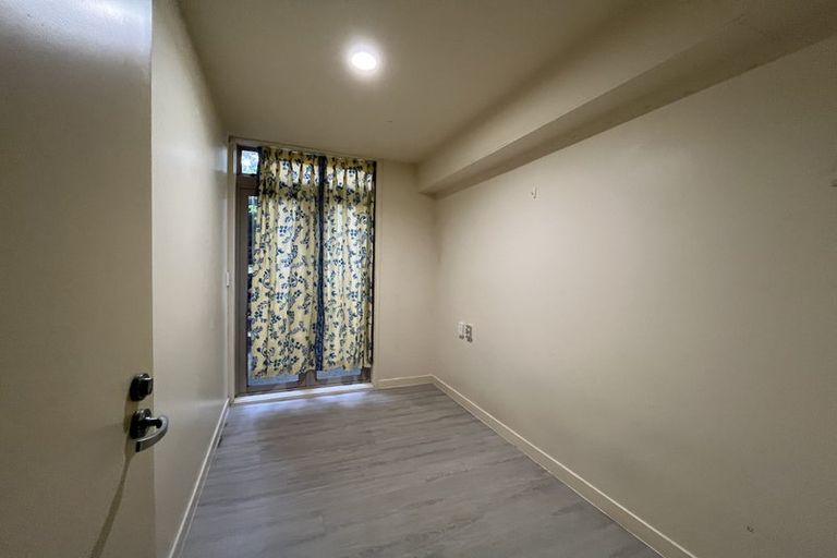 Photo of property in 9 Picasso Drive, West Harbour, Auckland, 0618