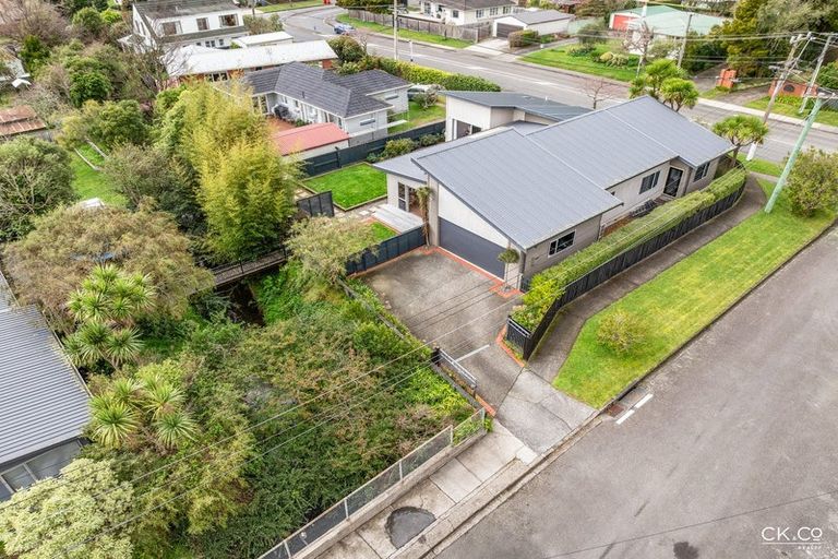 Photo of property in 21 Pempsey Street, Silverstream, Upper Hutt, 5019