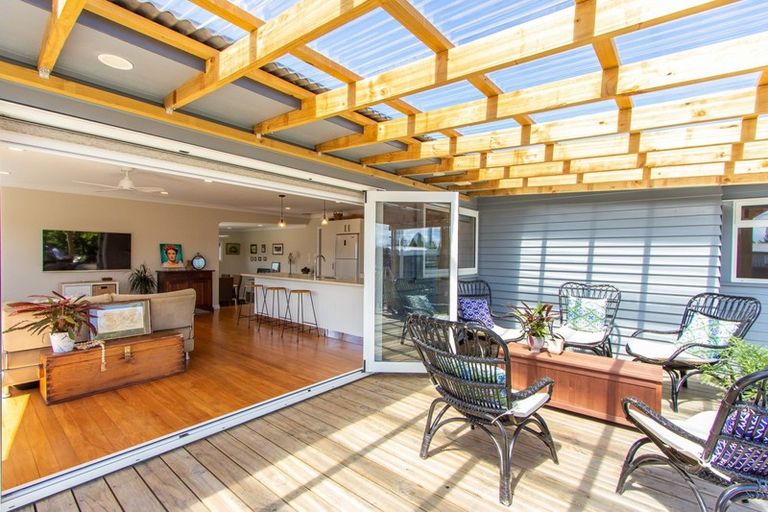 Photo of property in 16 Bidois Road, Fairy Springs, Rotorua, 3015