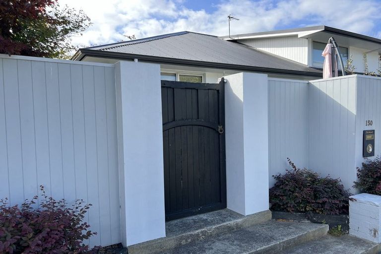 Photo of property in 150 Straven Road, Fendalton, Christchurch, 8014