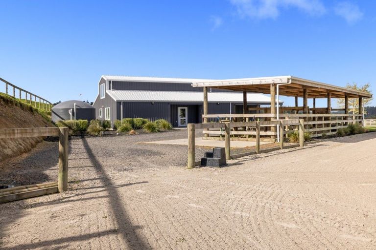 Photo of property in 16 Betty May Drive, Pyes Pa, Tauranga, 3173