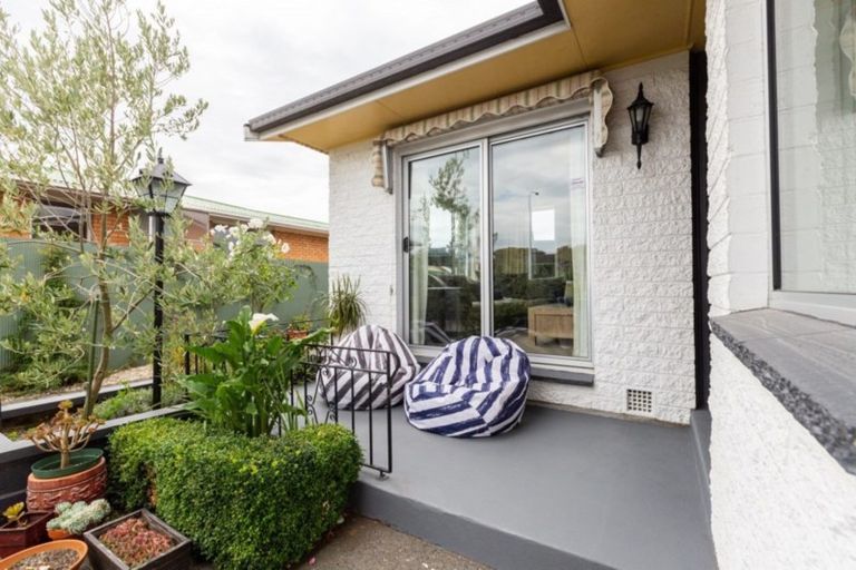 Photo of property in 260 Hendersons Road, Hoon Hay, Christchurch, 8025