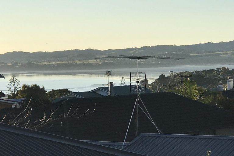 Photo of property in 1/57 Litten Road, Cockle Bay, Auckland, 2014