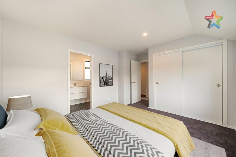 Photo of property in 128b Randwick Road, Moera, Lower Hutt, 5010