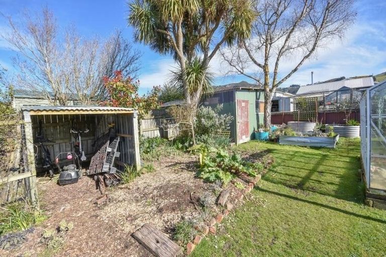 Photo of property in 21 Blackman Avenue, Sawyers Bay, Port Chalmers, 9023