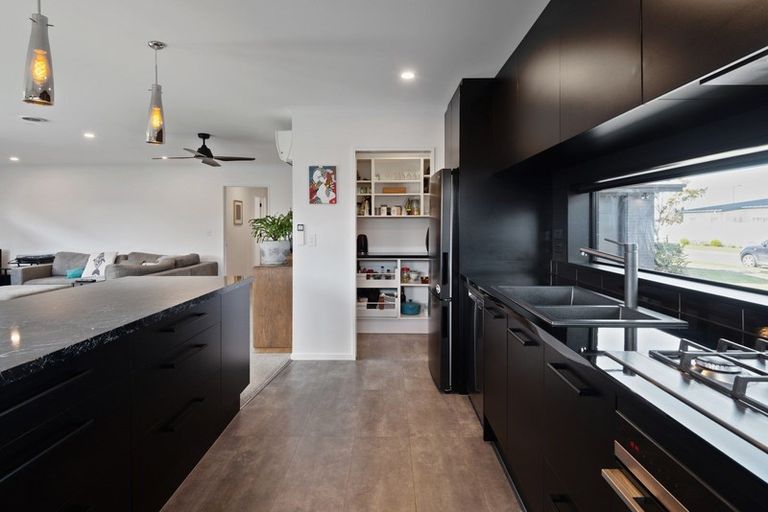 Photo of property in 11 Donne Street, Marshland, Christchurch, 8083