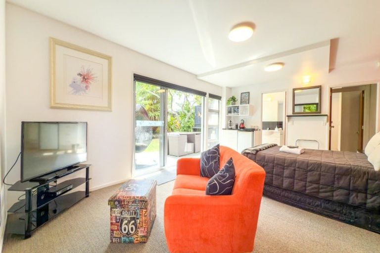 Photo of property in 118 Brook Place, Whangamata, 3620