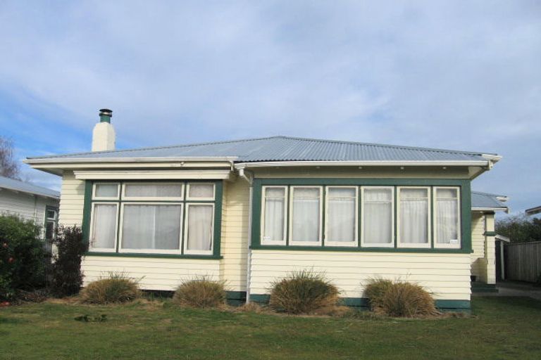 Photo of property in 111 Duchess Crescent, Mayfair, Hastings, 4122