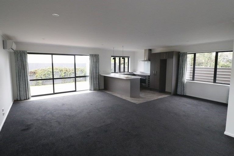 Photo of property in 118b Campbell Street, Karori, Wellington, 6012