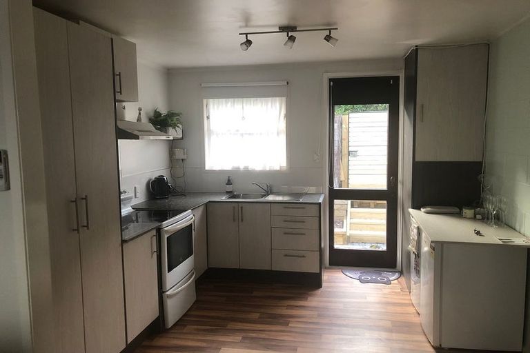 Photo of property in 2/31 Abercrombie Street, Howick, Auckland, 2014