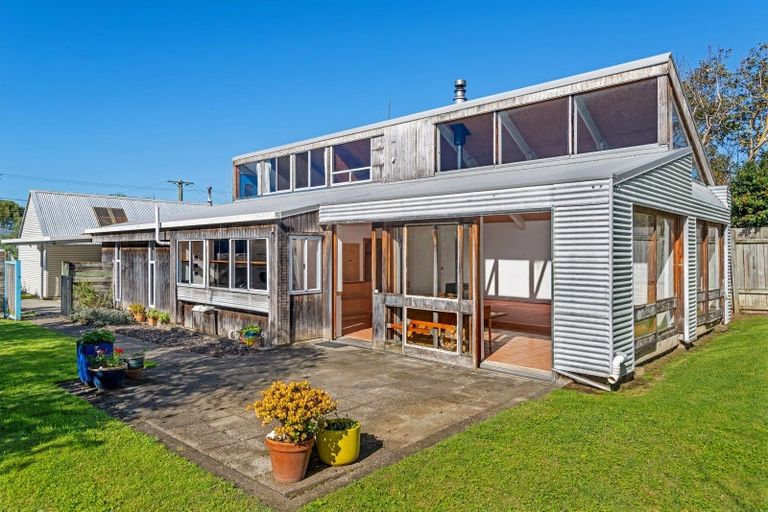 Photo of property in 40 Douglas Street, Okitu, Gisborne, 4010