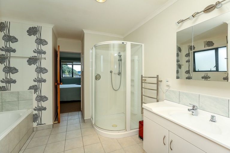 Photo of property in 2/75 Hine Street, New Plymouth, 4310