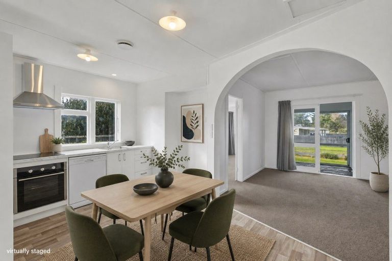 Photo of property in 15 Taupata Street, Castlecliff, Whanganui, 4501