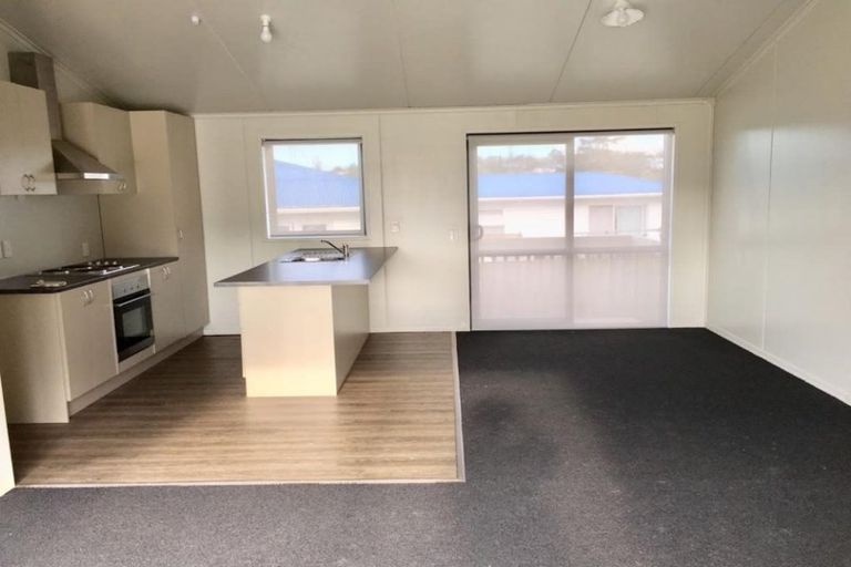 Photo of property in 49a Fairclough Road, Beach Haven, Auckland, 0626