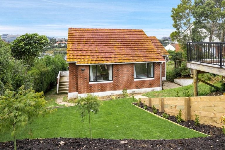 Photo of property in 12 Prospect Bank, Wakari, Dunedin, 9010