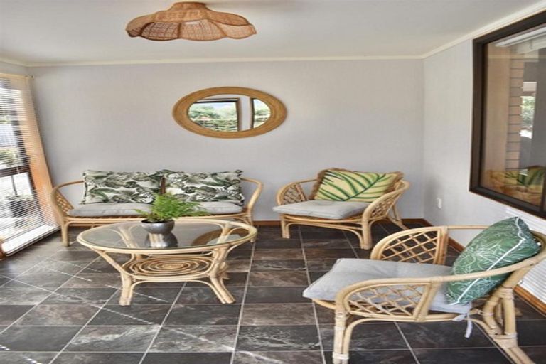 Photo of property in 44 Te Horo Beach Road, Te Horo, Otaki, 5581