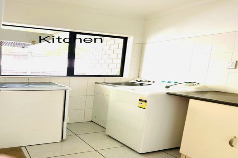 Photo of property in 102 Middlefield Drive, Flat Bush, Auckland, 2016