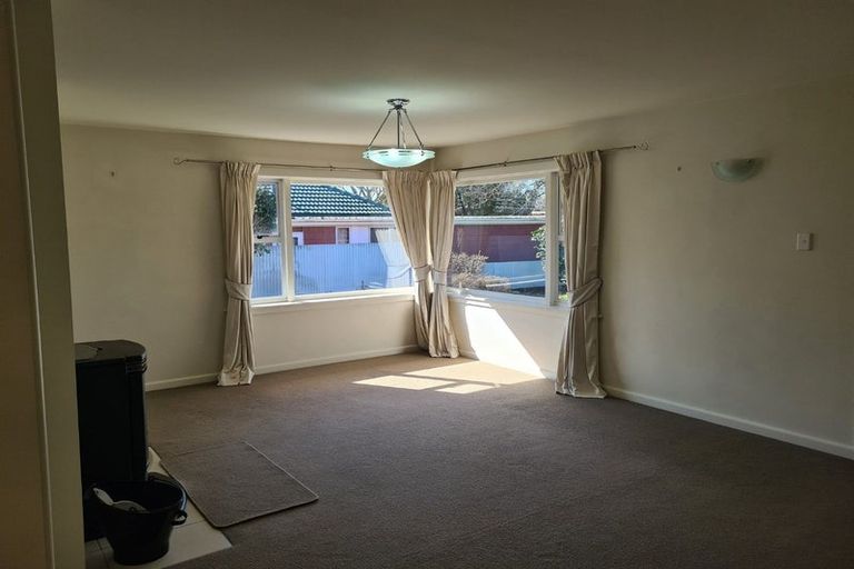 Photo of property in 85 Withells Road, Avonhead, Christchurch, 8042