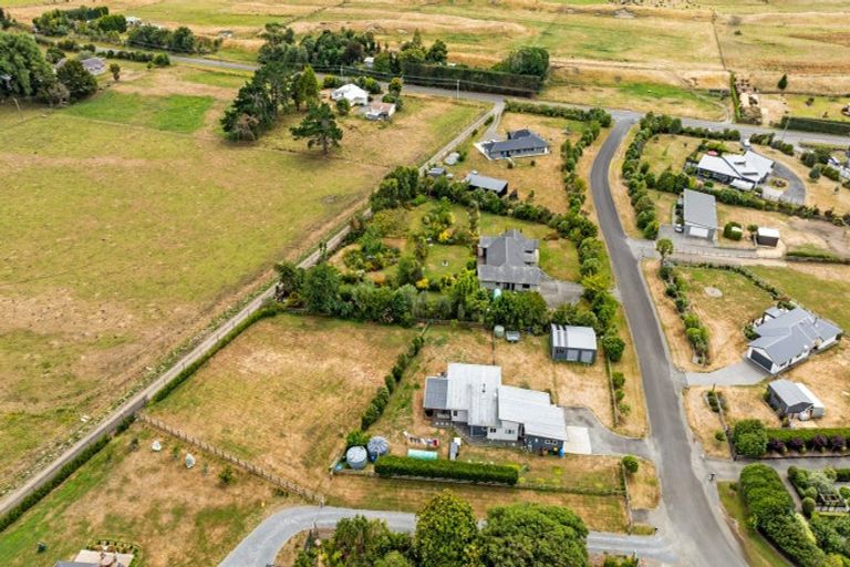 Photo of property in 16 Grefor Lane, Waitarere, Levin, 5574