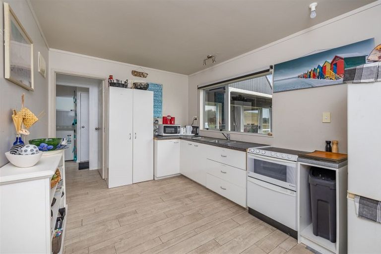 Photo of property in 847 Whangaruru North Road, Whangaruru, Russell, 0184