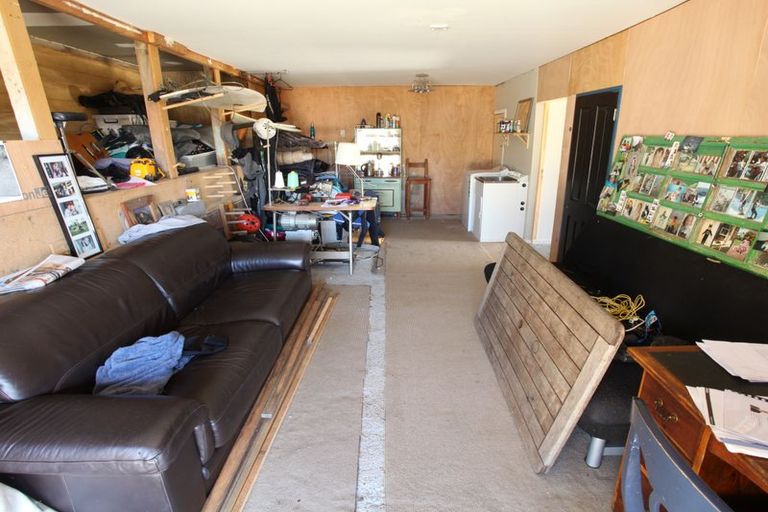 Photo of property in 2 Taipari Avenue, Raglan, 3225