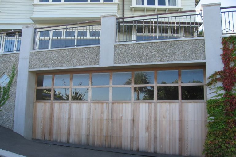 Photo of property in 38 Mcfarlane Street, Mount Victoria, Wellington, 6011