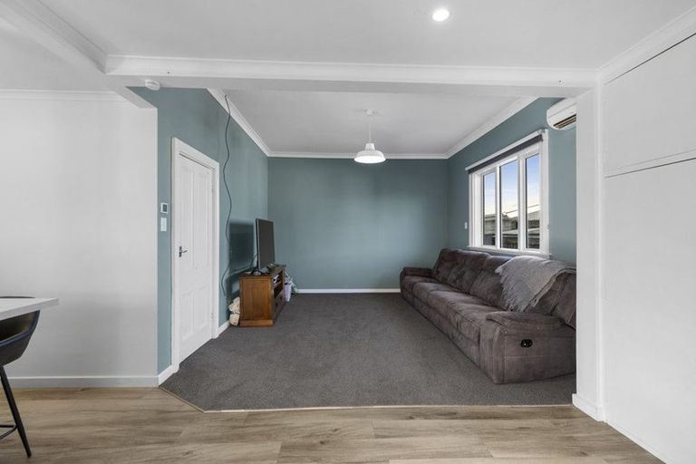 Photo of property in 37 Railway Road, Rangiora, 7400