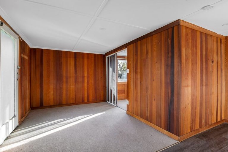 Photo of property in 82 Marlow Road, Aranui, Christchurch, 8061