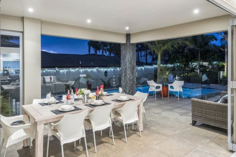 Photo of property in 43 Manor Park, Sunnyhills, Auckland, 2010