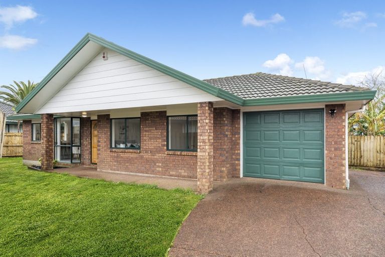 Photo of property in 22a Martin Jugum Lane, Ranui, Auckland, 0612