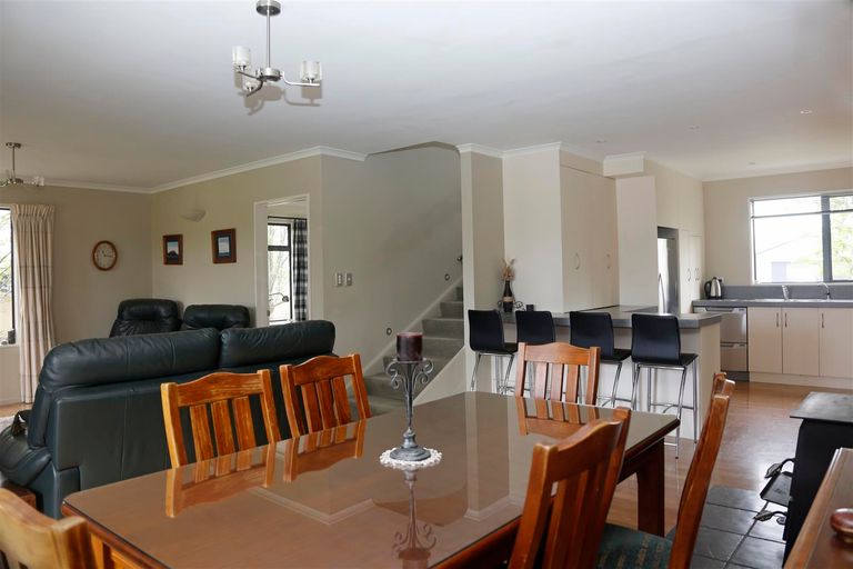 Photo of property in 27 Braemar Place, Twizel, 7901